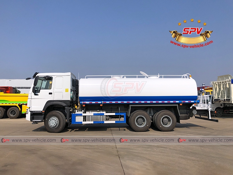 20,000 Litres Water Spraying Truck Sinotruk - LS